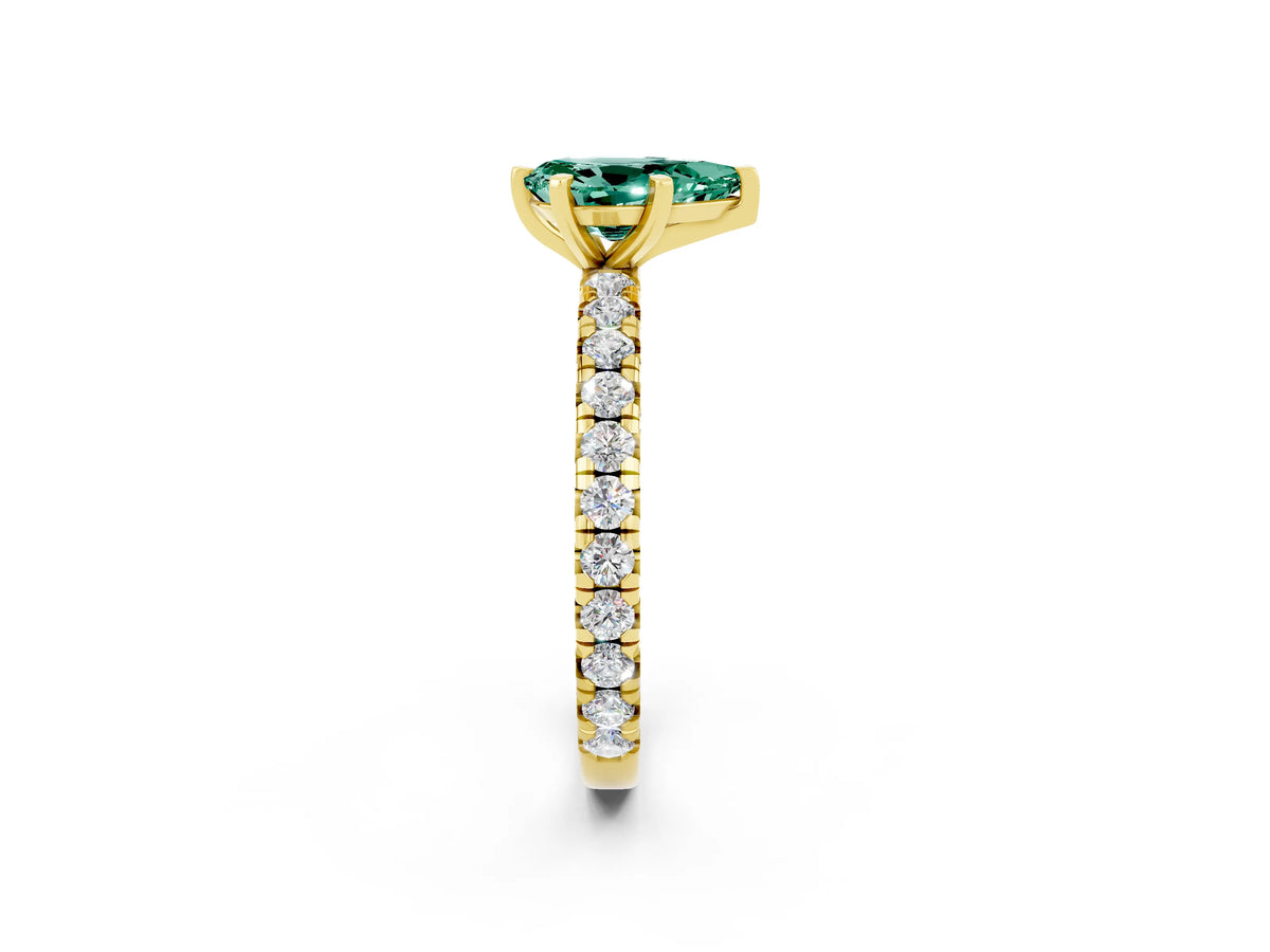 Pear Cut Green Sapphire Pavé Solitaire Ring in Yellow gold with Round Pavé Band and Prong Setting_2
