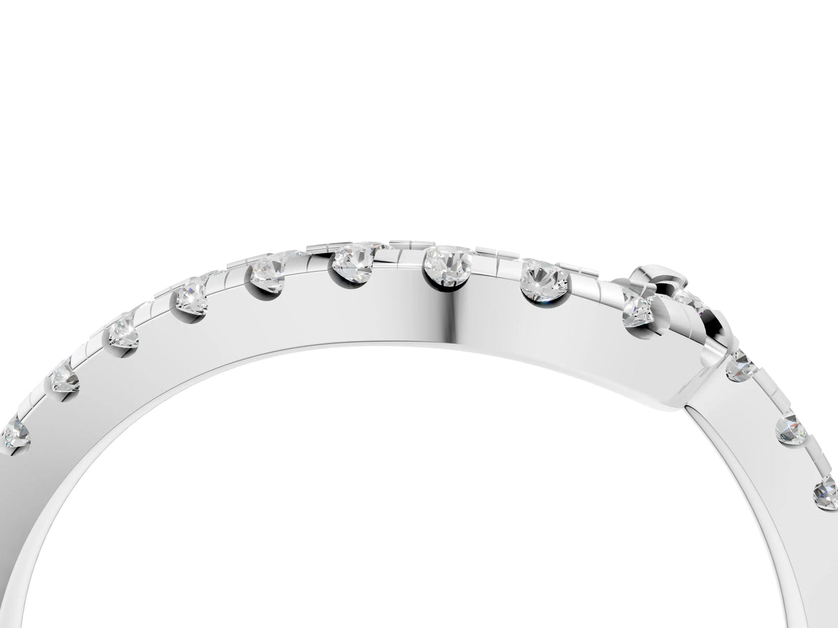 Platinum Pavé Round Diamond Chevron Band with Prong Setting_16