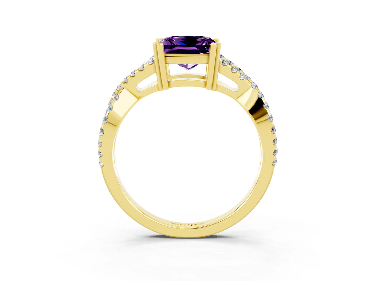 Princess Cut Amethyst Solitaire Ring in Yellow gold with Interwoven Pavé Band and Prong Setting_3