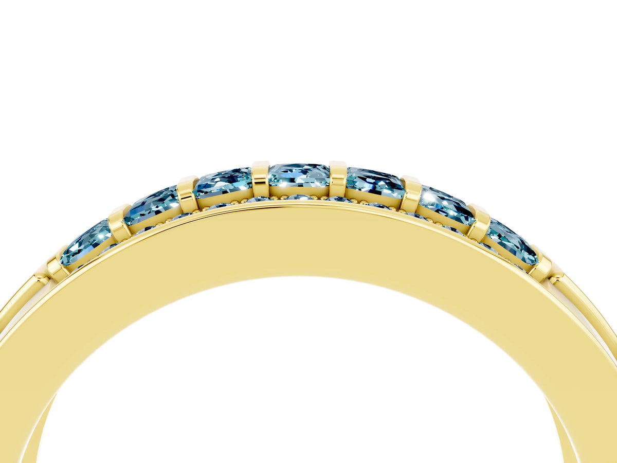 Princess Cut Aquamarine Bar-Set Pavé Band in Yellow gold with Grooved Edge Detailing_4