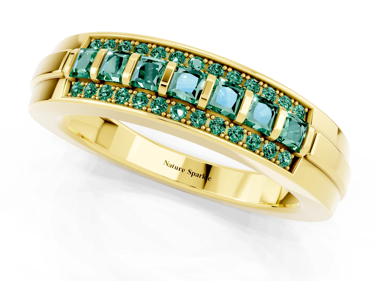 Princess Cut Green Sapphire Bar-Set Pavé Band in Yellow gold with Grooved Edge Detailing_1