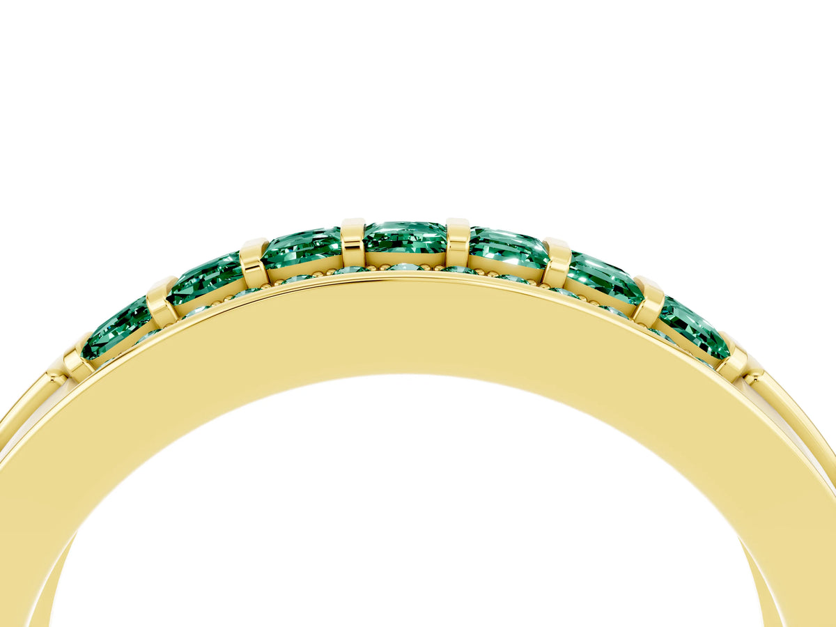 Princess Cut Green Sapphire Bar-Set Pavé Band in Yellow gold with Grooved Edge Detailing_4