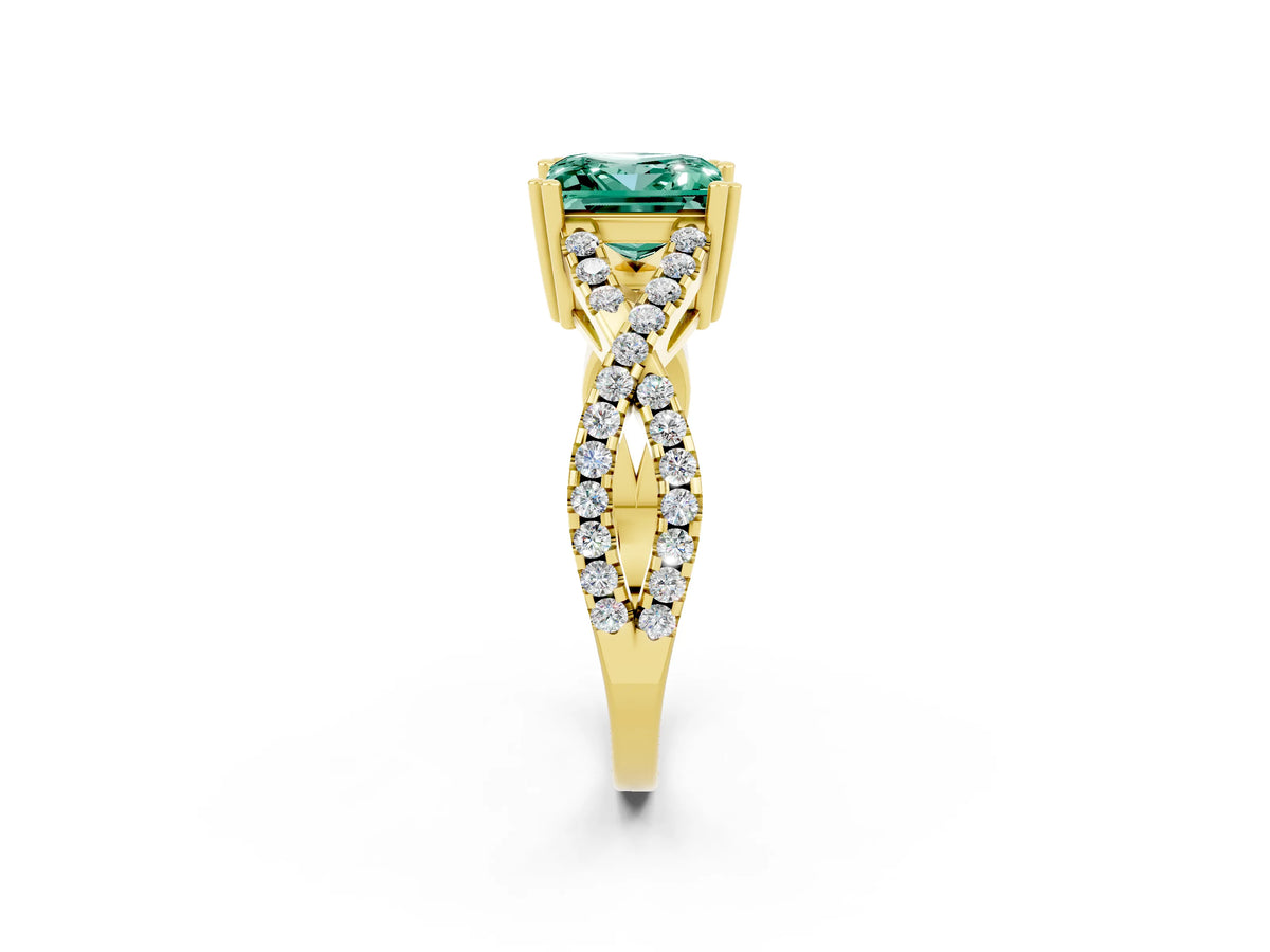 Princess Cut Green Sapphire Solitaire Ring in Yellow gold with Interwoven Pavé Band and Prong Setting_2