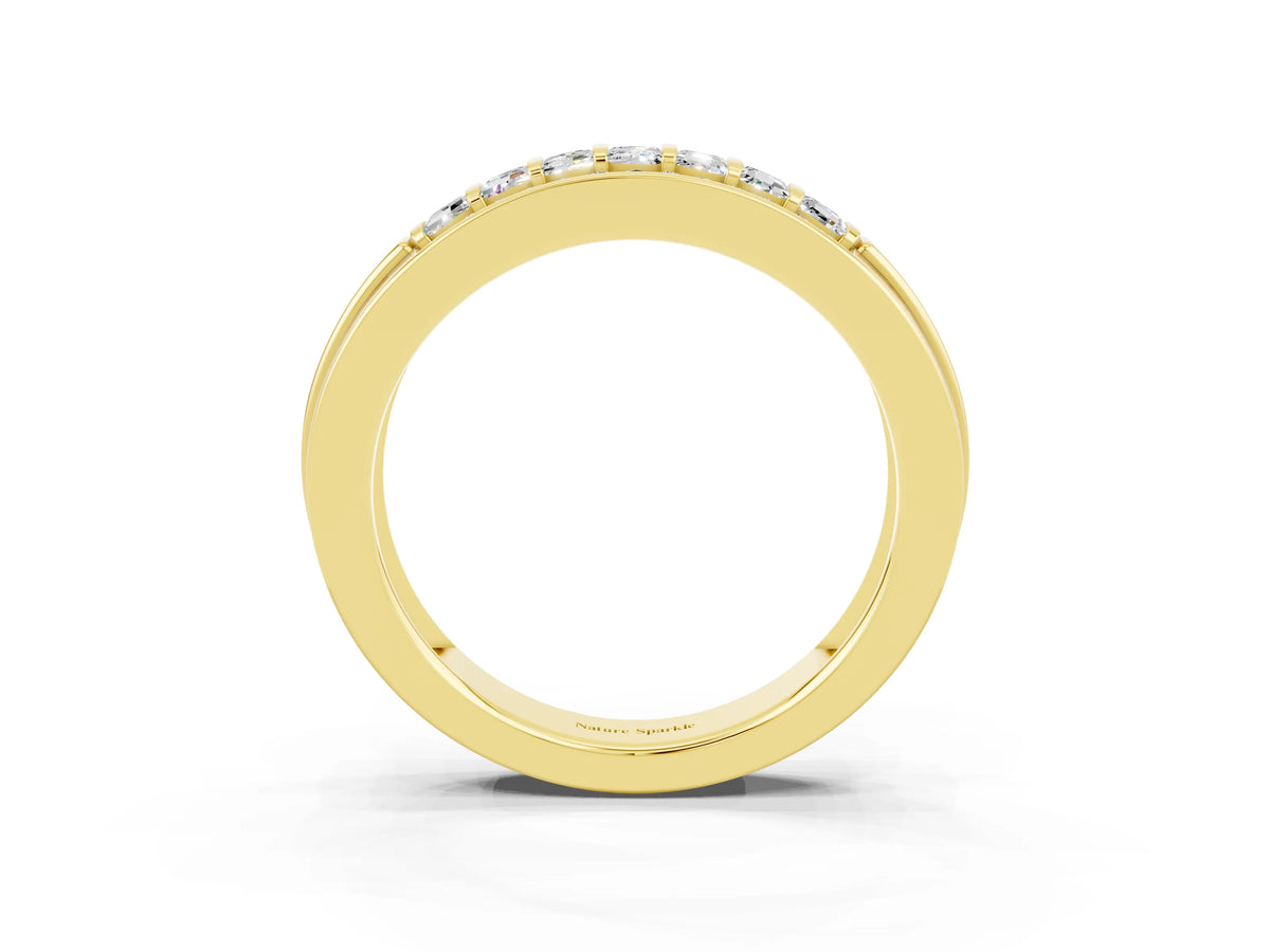 Princess Cut Moissanite Bar-Set Pavé Band in Yellow gold with Grooved Edge Detailing_3