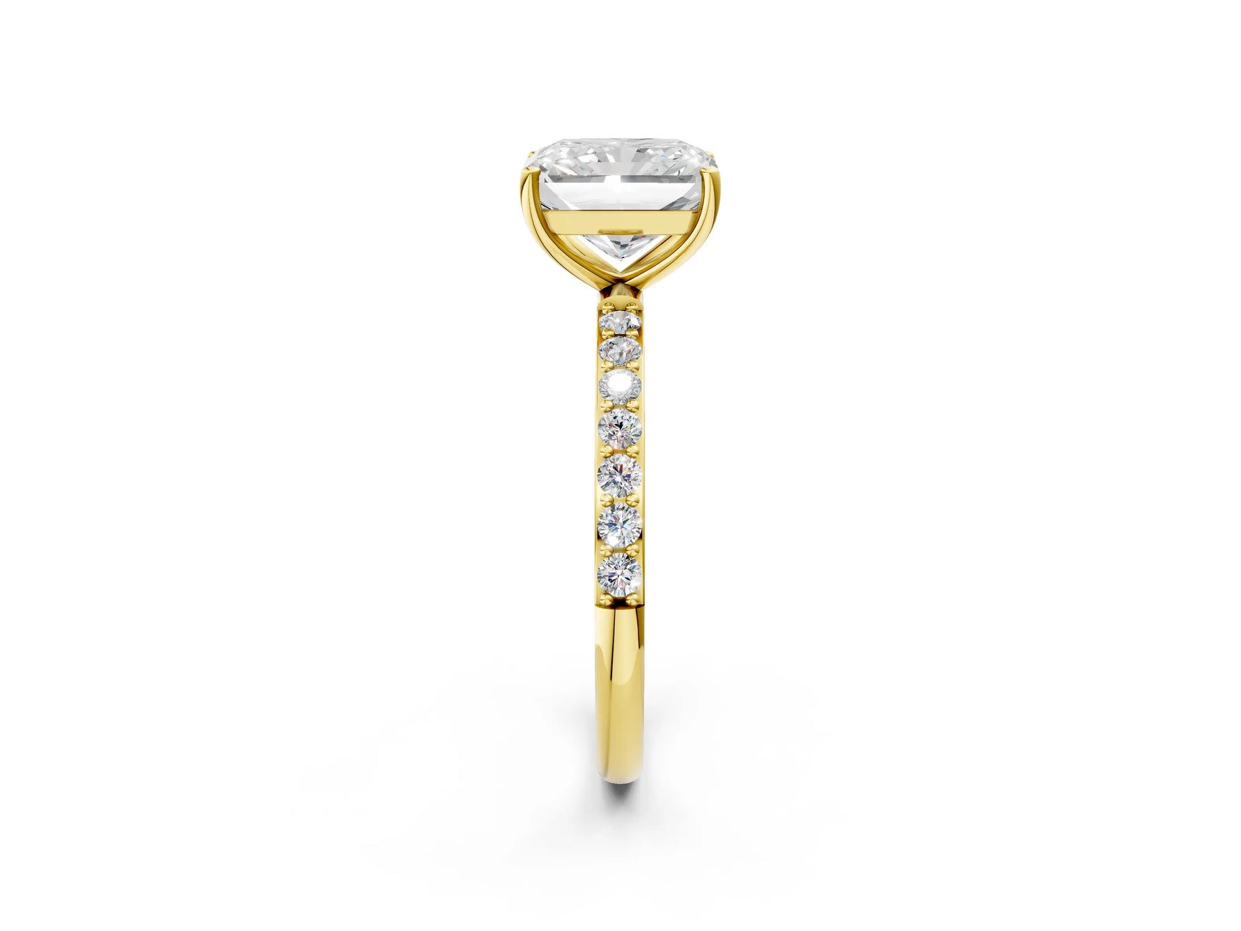 Radiant Cut Diamond Solitaire Ring in Yellow gold with Round Pavé Band_44