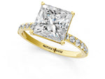 Radiant Cut Diamond Solitaire Ring in Yellow gold with Round Pavé Band_7