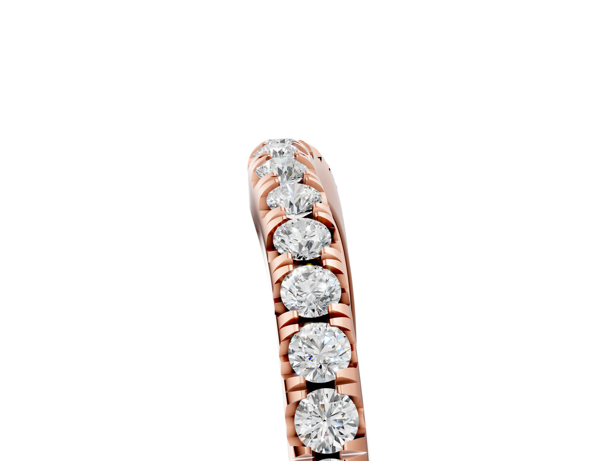 Rose gold Round Diamond Pavé Curved Band with Shared Prong Setting_5