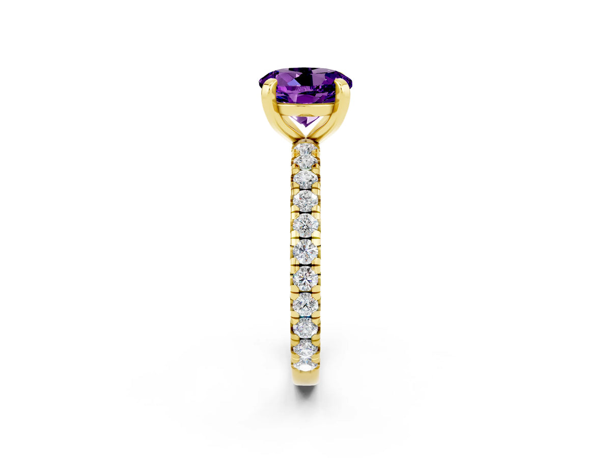 Round Cut Amethyst Pavé Solitaire Ring in Yellow gold with Round Pavé Band and Prong Setting_2