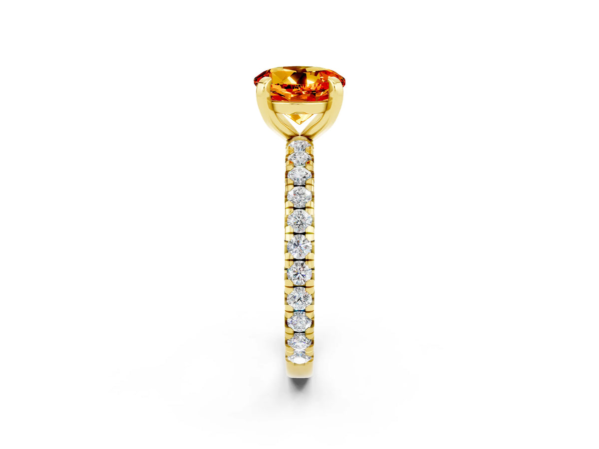 Round Cut Citrine Pavé Solitaire Ring in Yellow gold with Round Pavé Band and Prong Setting_2