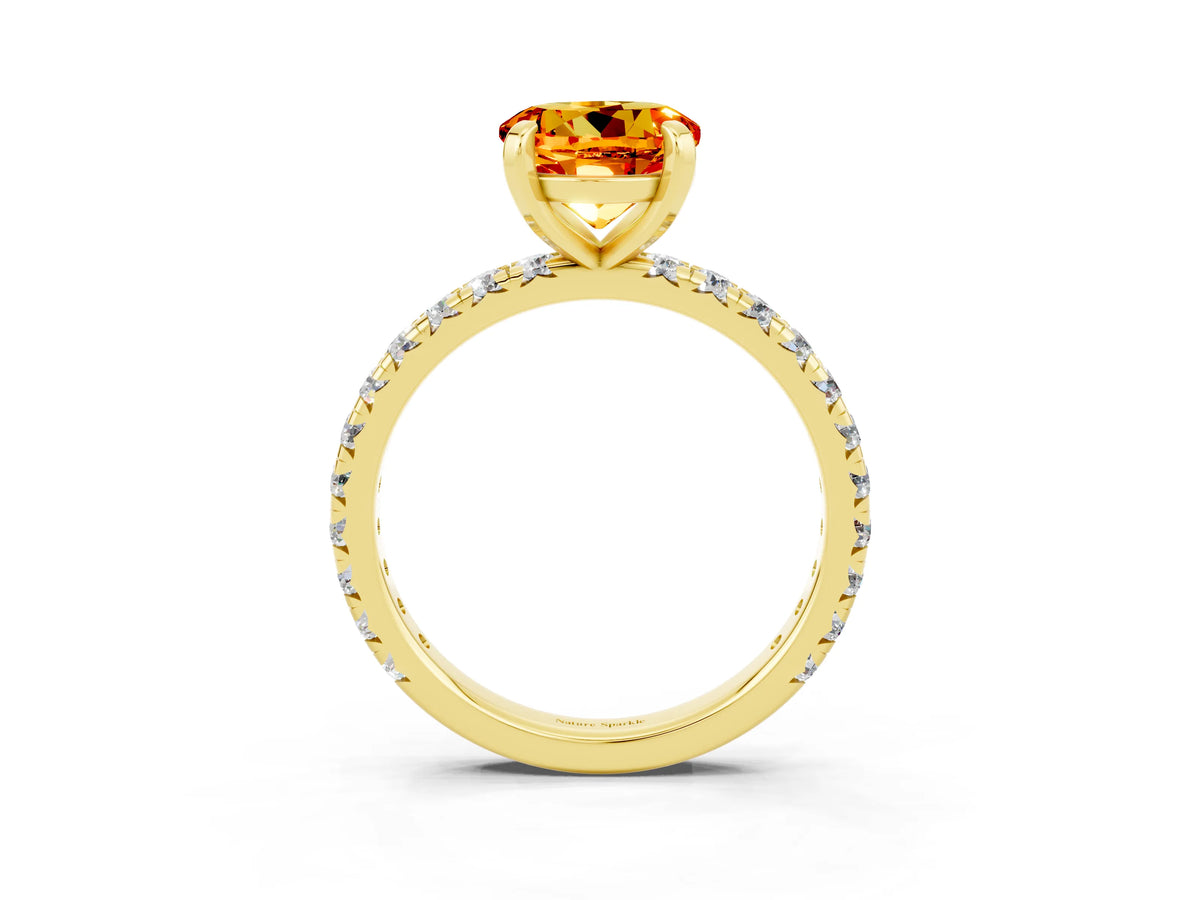 Round Cut Citrine Pavé Solitaire Ring in Yellow gold with Round Pavé Band and Prong Setting_3