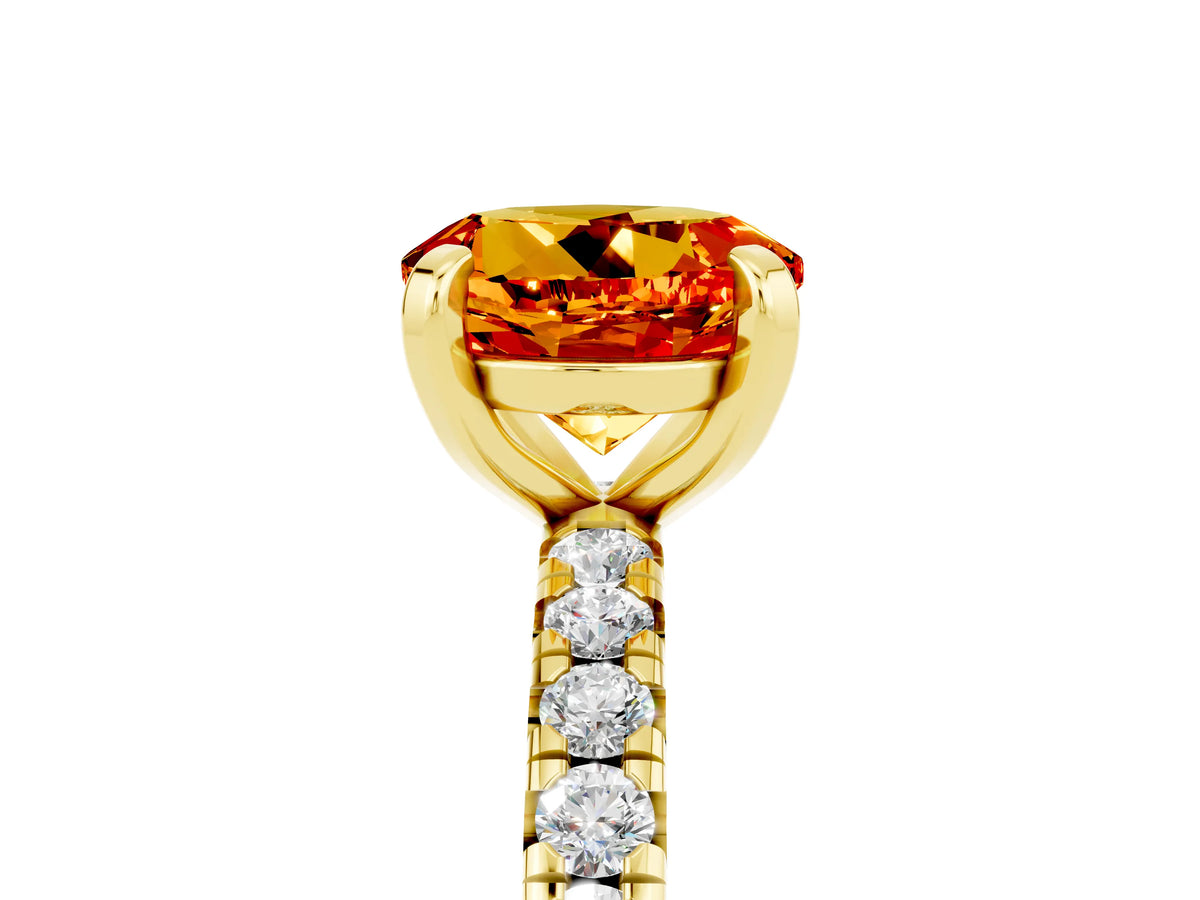 Round Cut Citrine Pavé Solitaire Ring in Yellow gold with Round Pavé Band and Prong Setting_5