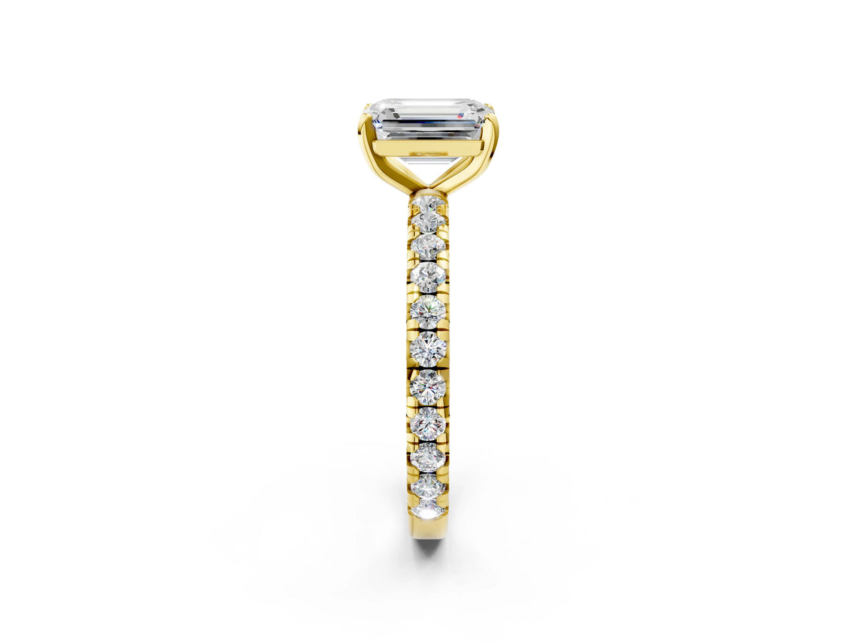 Round Cut Diamond Pavé Solitaire Ring in Yellow gold with Round Pavé Band and Prong Setting_2