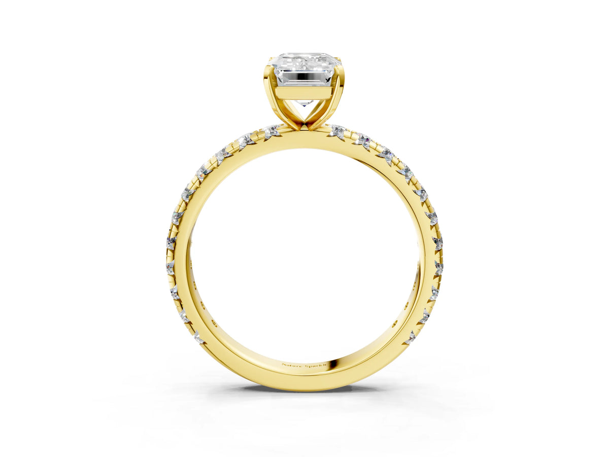 Round Cut Diamond Pavé Solitaire Ring in Yellow gold with Round Pavé Band and Prong Setting_3