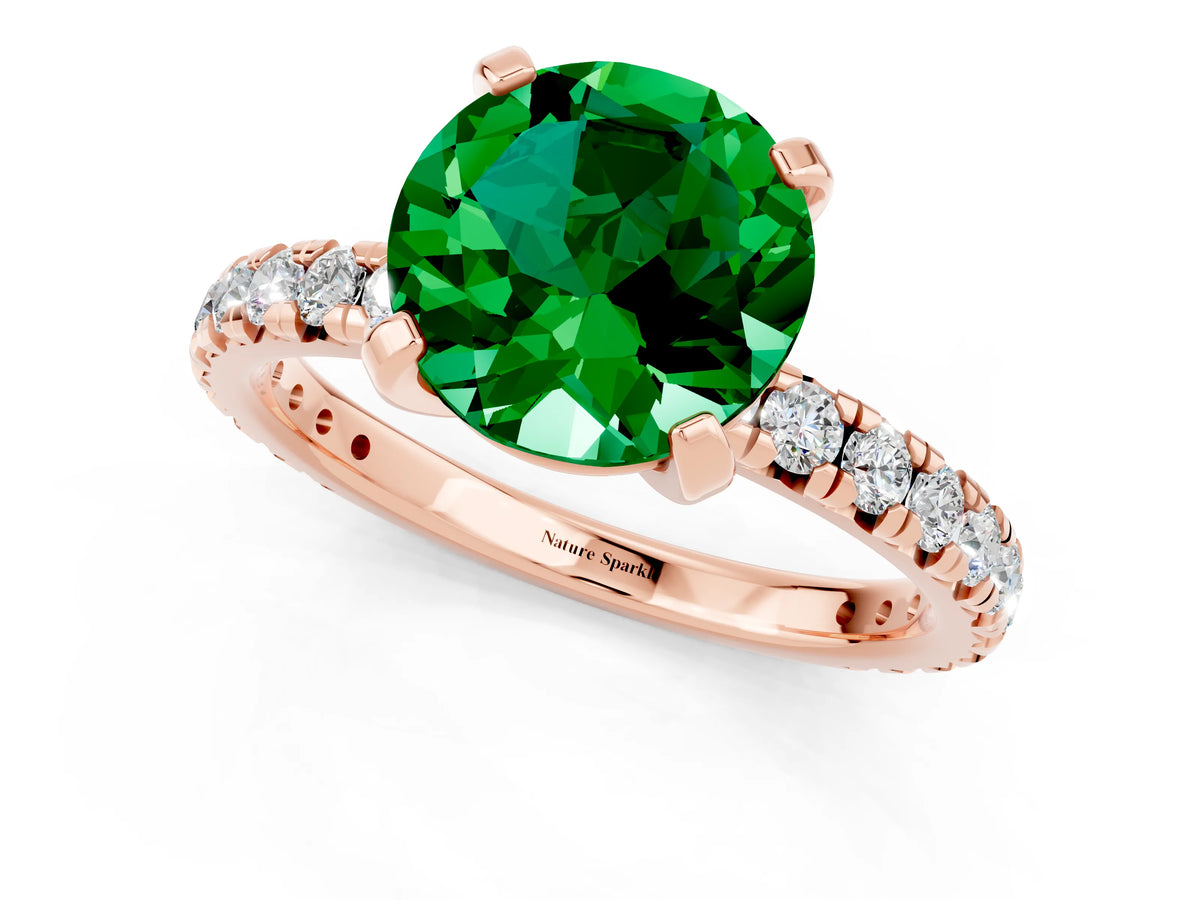 Round Cut Emerald Pavé Solitaire Ring in Rose gold with Round Pavé Band and Prong Setting_1