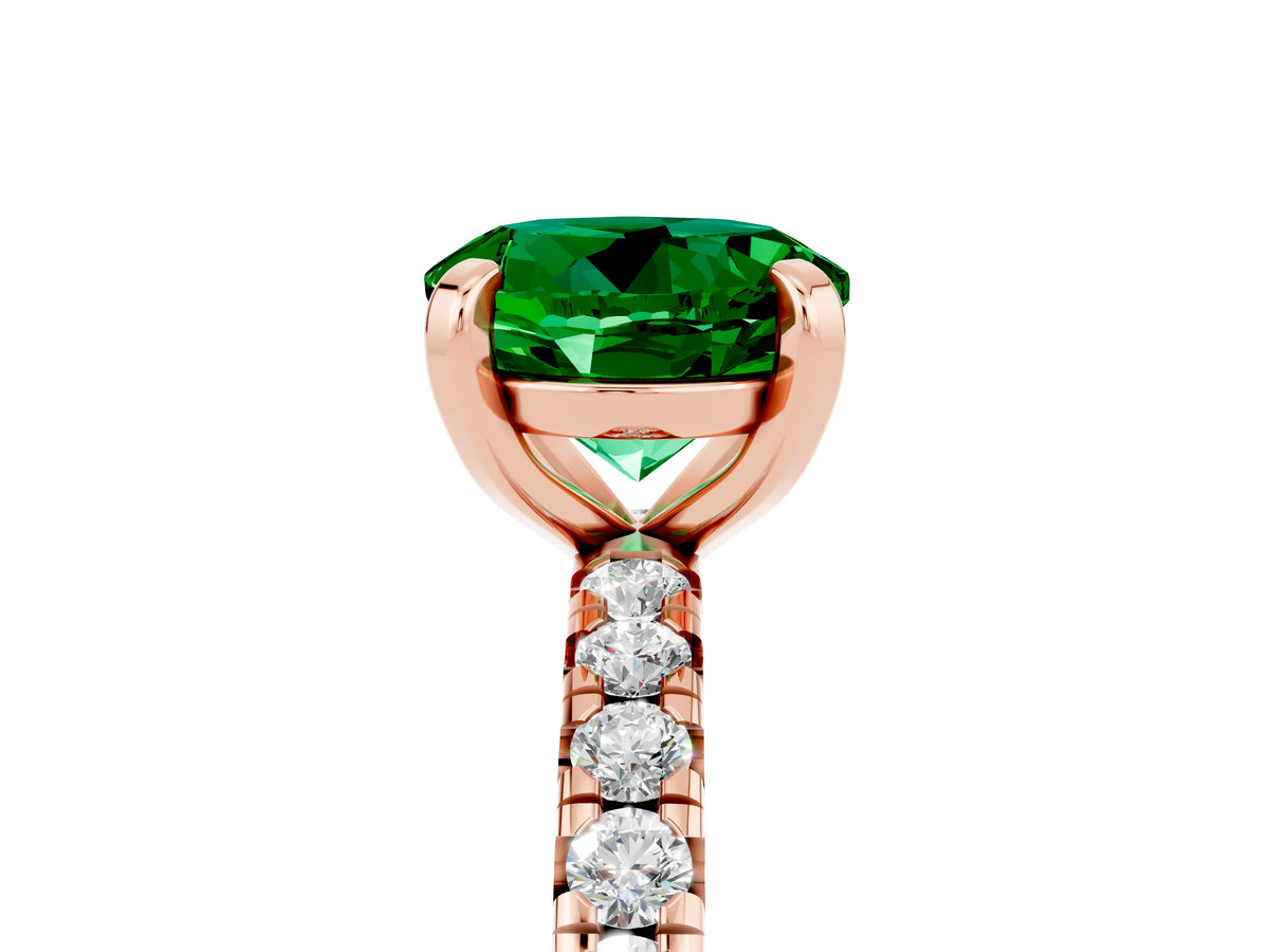 Round Cut Emerald Pavé Solitaire Ring in Rose gold with Round Pavé Band and Prong Setting_5