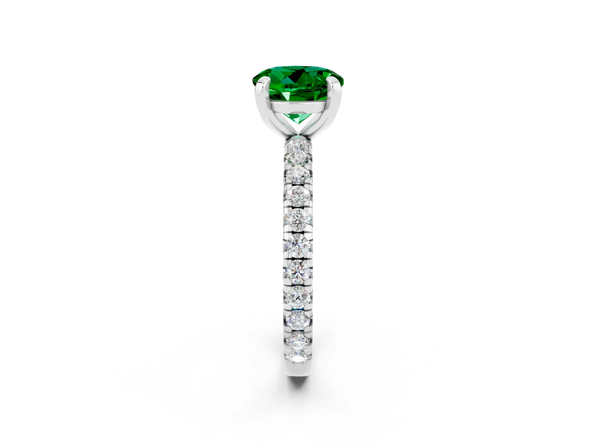 Round Cut Emerald Pavé Solitaire Ring in Silver with Round Pavé Band and Prong Setting_2