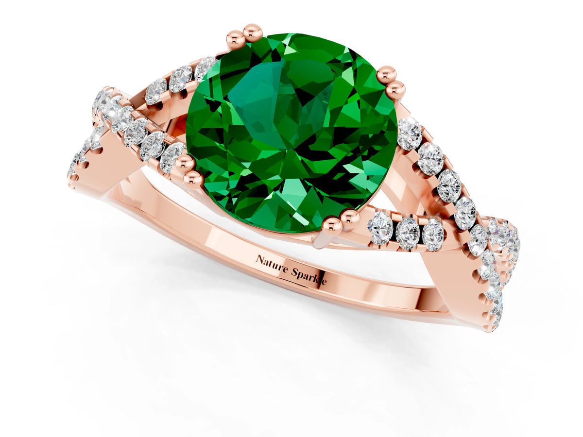 Round Cut Emerald Solitaire Ring in Rose gold with Interwoven Pavé Band and Prong Setting_1