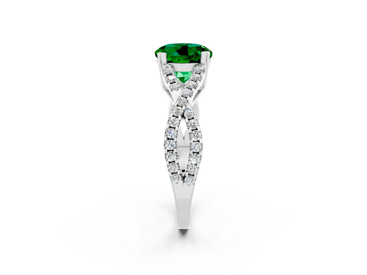 Round Cut Emerald Solitaire Ring in White gold with Interwoven Pavé Band and Prong Setting_2