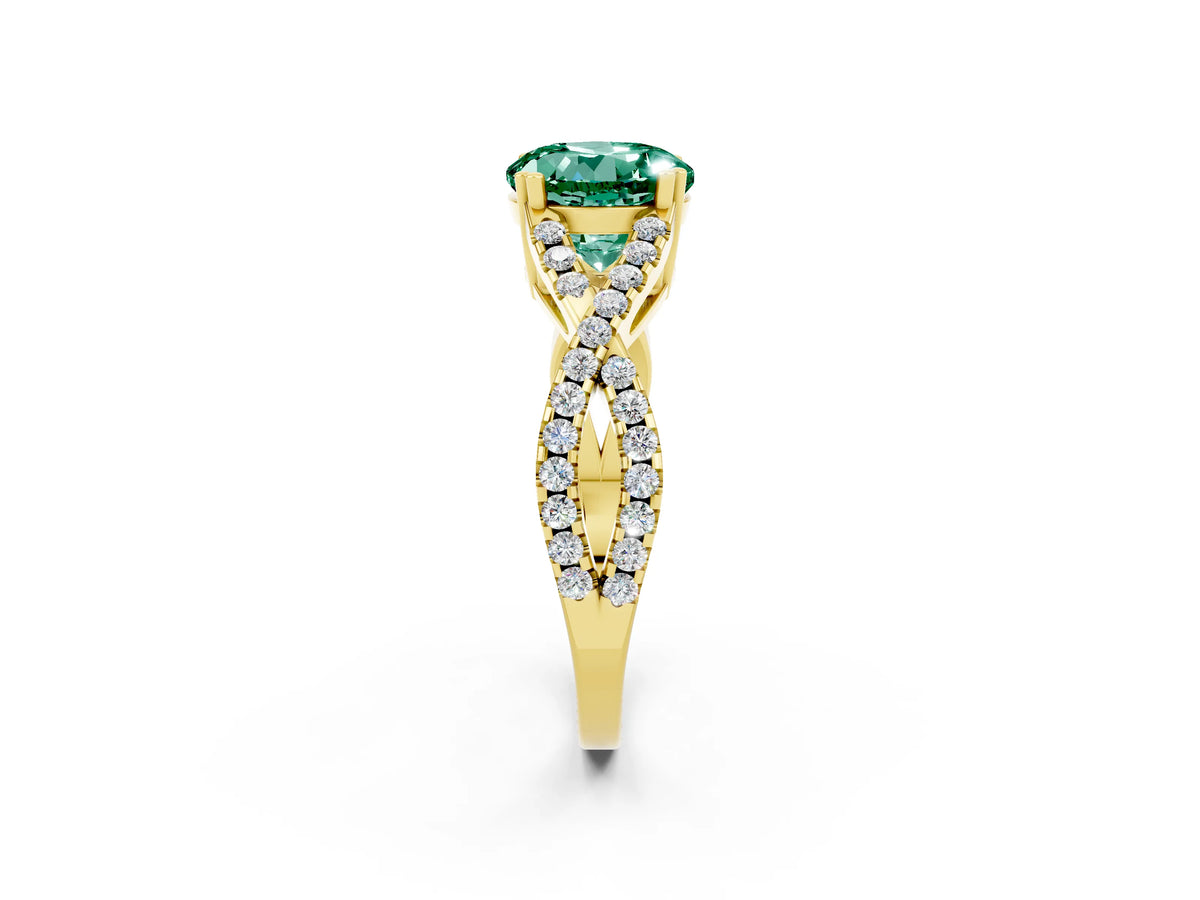 Round Cut Green Sapphire Solitaire Ring in Yellow gold with Interwoven Pavé Band and Prong Setting_2
