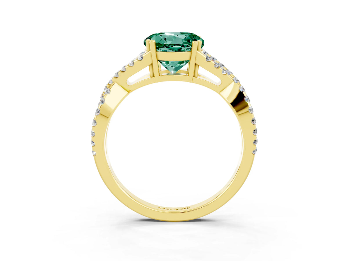 Round Cut Green Sapphire Solitaire Ring in Yellow gold with Interwoven Pavé Band and Prong Setting_3