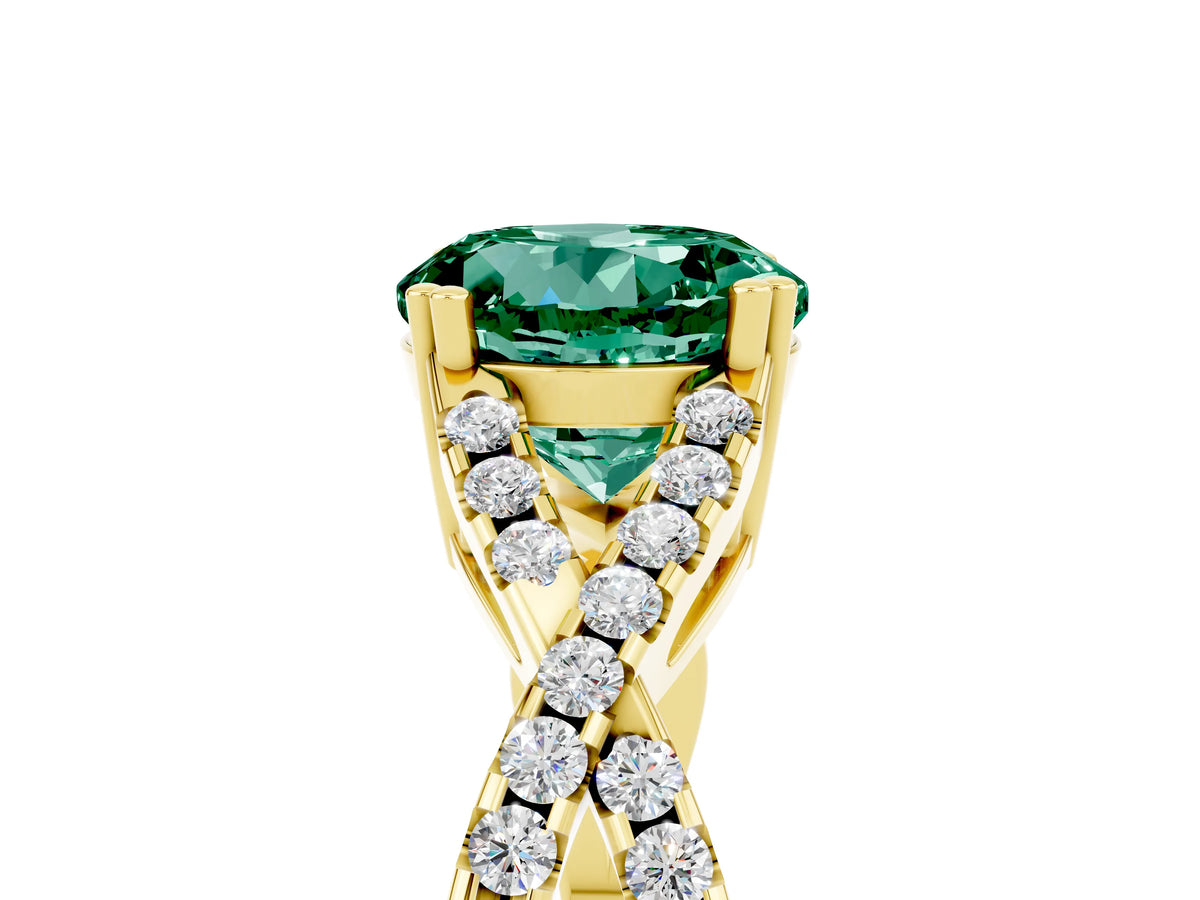 Round Cut Green Sapphire Solitaire Ring in Yellow gold with Interwoven Pavé Band and Prong Setting_5