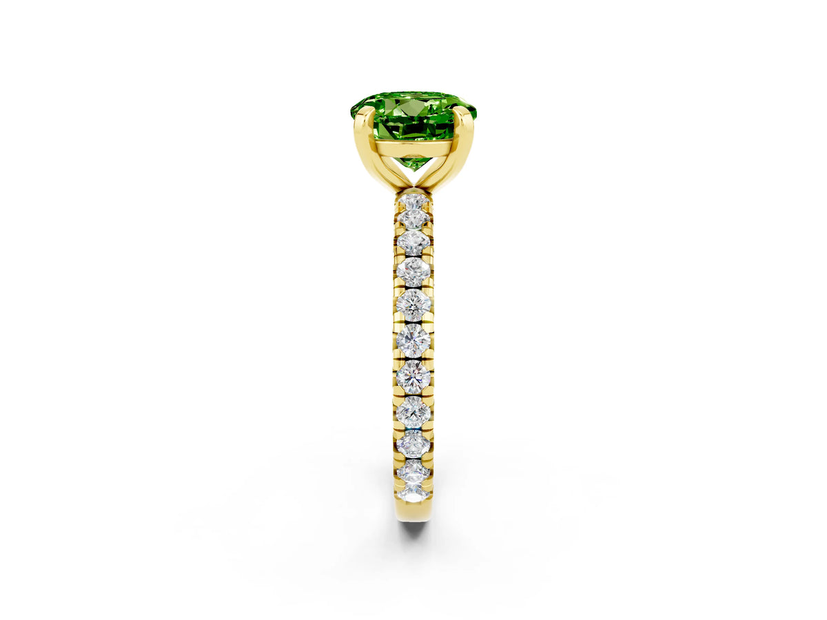 Round Cut Peridot Pavé Solitaire Ring in Yellow gold with Round Pavé Band and Prong Setting_2