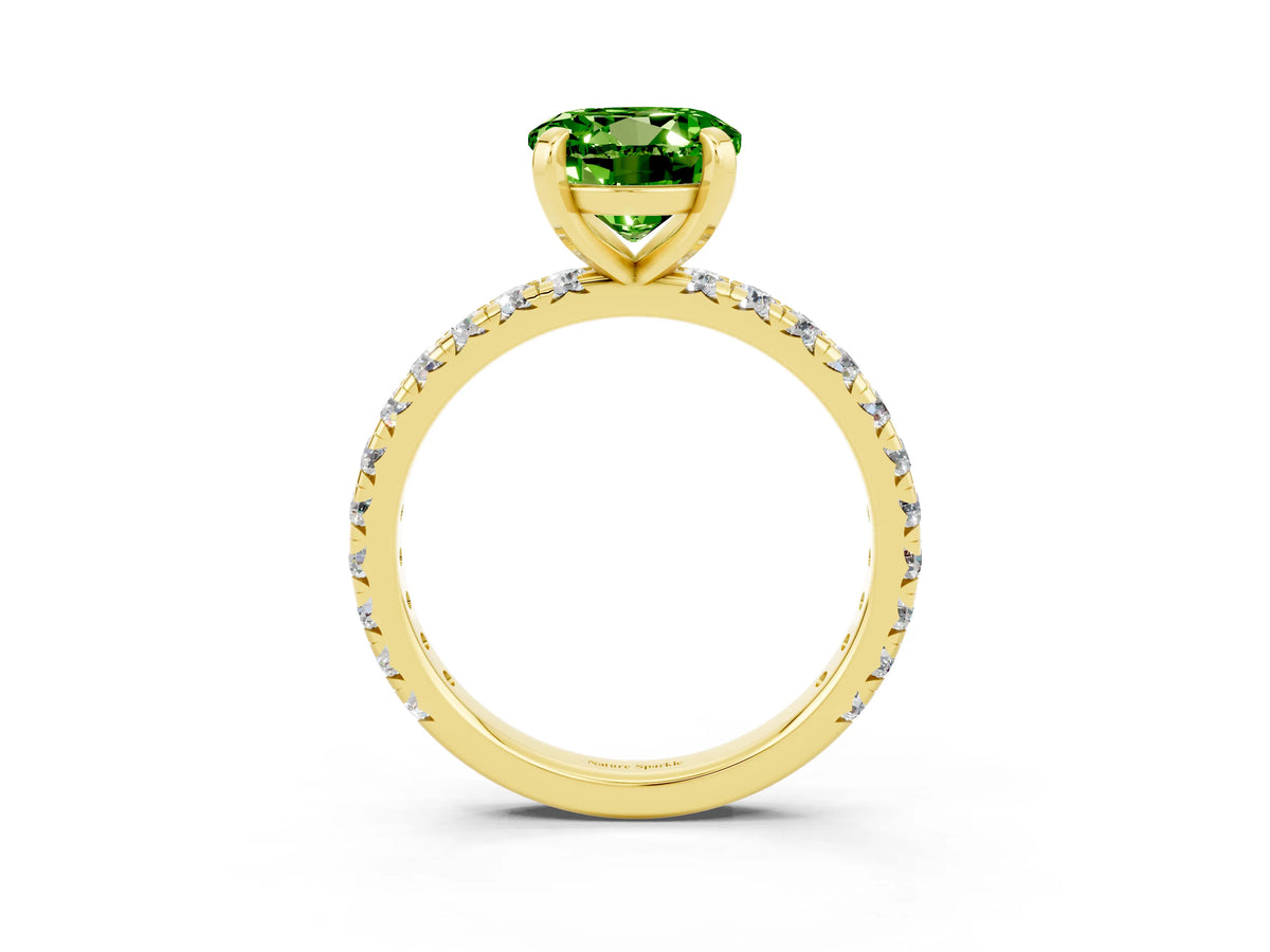 Round Cut Peridot Pavé Solitaire Ring in Yellow gold with Round Pavé Band and Prong Setting_3