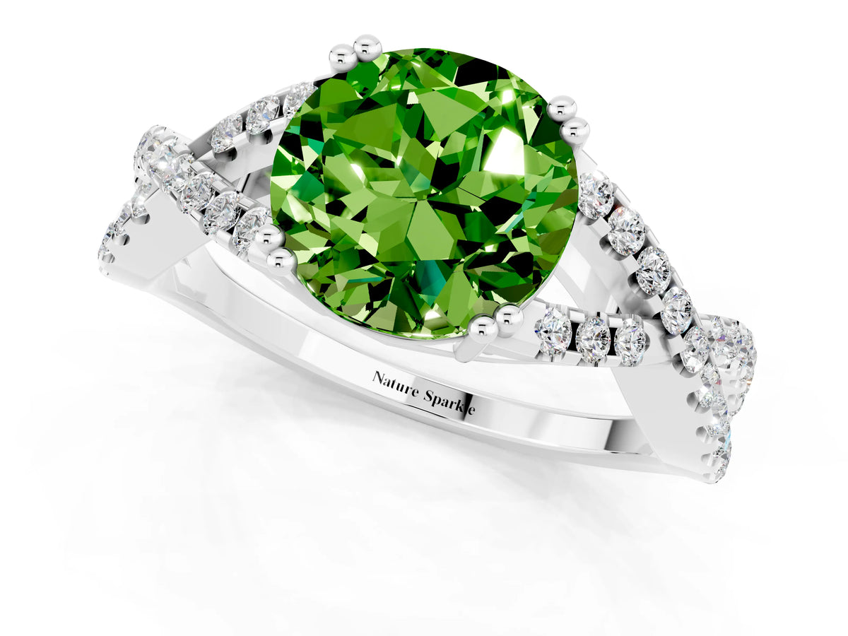 Round Cut Peridot Solitaire Ring in White gold with Interwoven Pavé Band and Prong Setting_1