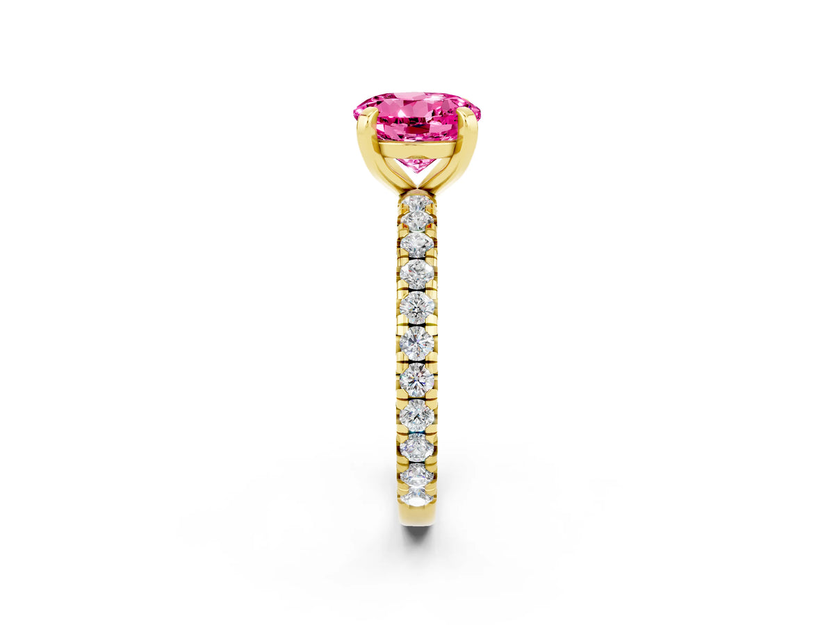 Round Cut Pink Sapphire Pavé Solitaire Ring in Yellow gold with Round Pavé Band and Prong Setting_2