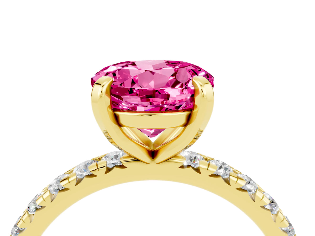 Round Cut Pink Sapphire Pavé Solitaire Ring in Yellow gold with Round Pavé Band and Prong Setting_4