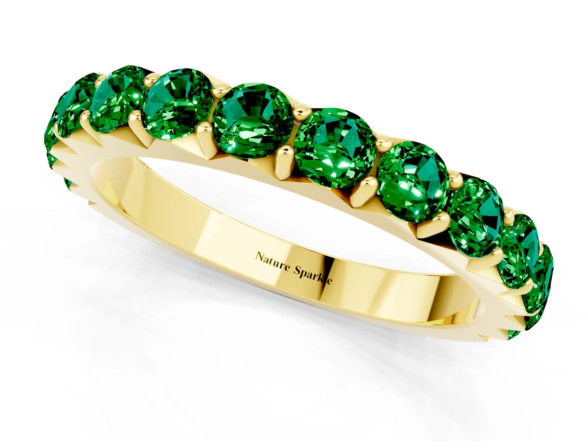 Round Emerald Polished Half Eternity Band in Yellow gold with Classic Prong Setting_1