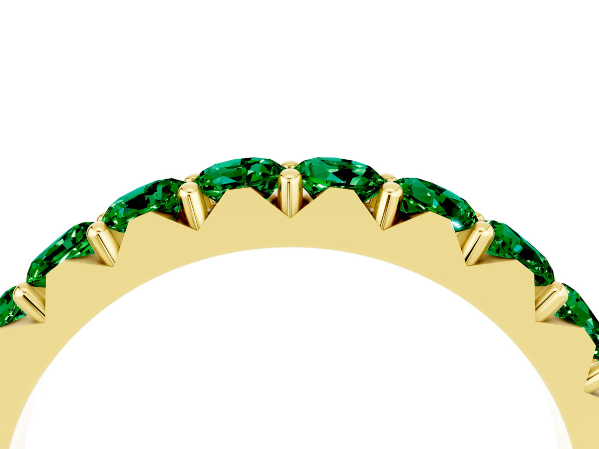 Round Emerald Polished Half Eternity Band in Yellow gold with Classic Prong Setting_4