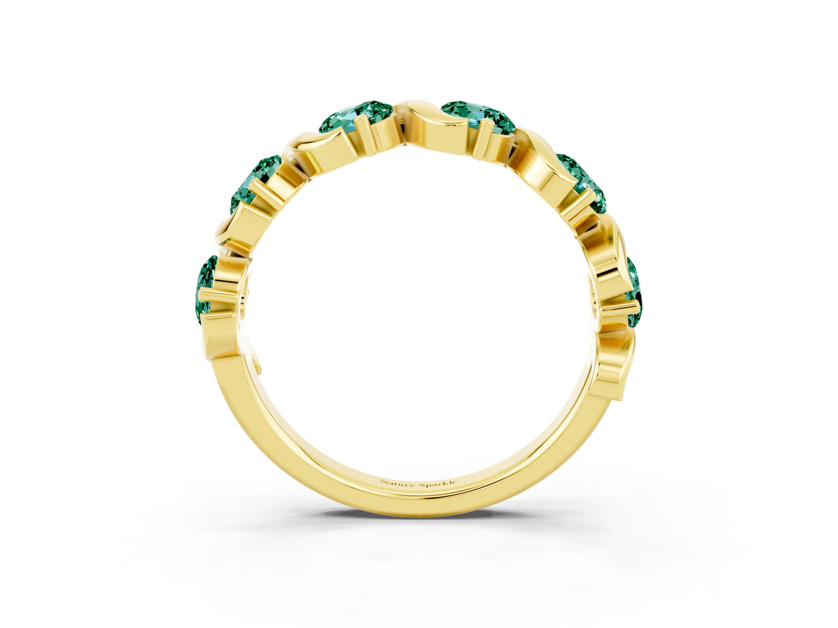 Round Green Sapphire Half Eternity Band in Yellow gold with Wave Prong Setting_3