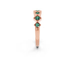 Round Green Sapphire Square Bezel Chevron Band in Rose gold with Milgrain Detailing_2