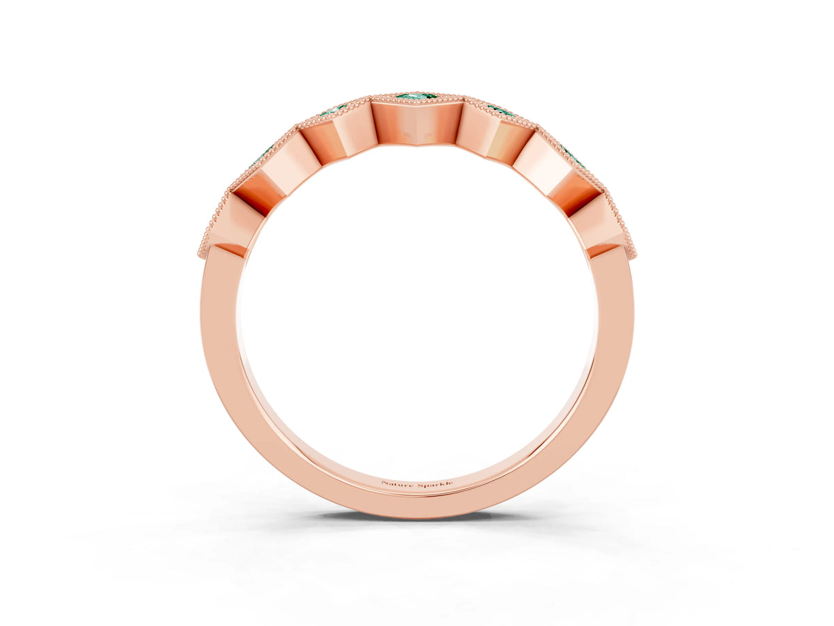 Round Green Sapphire Square Bezel Chevron Band in Rose gold with Milgrain Detailing_3