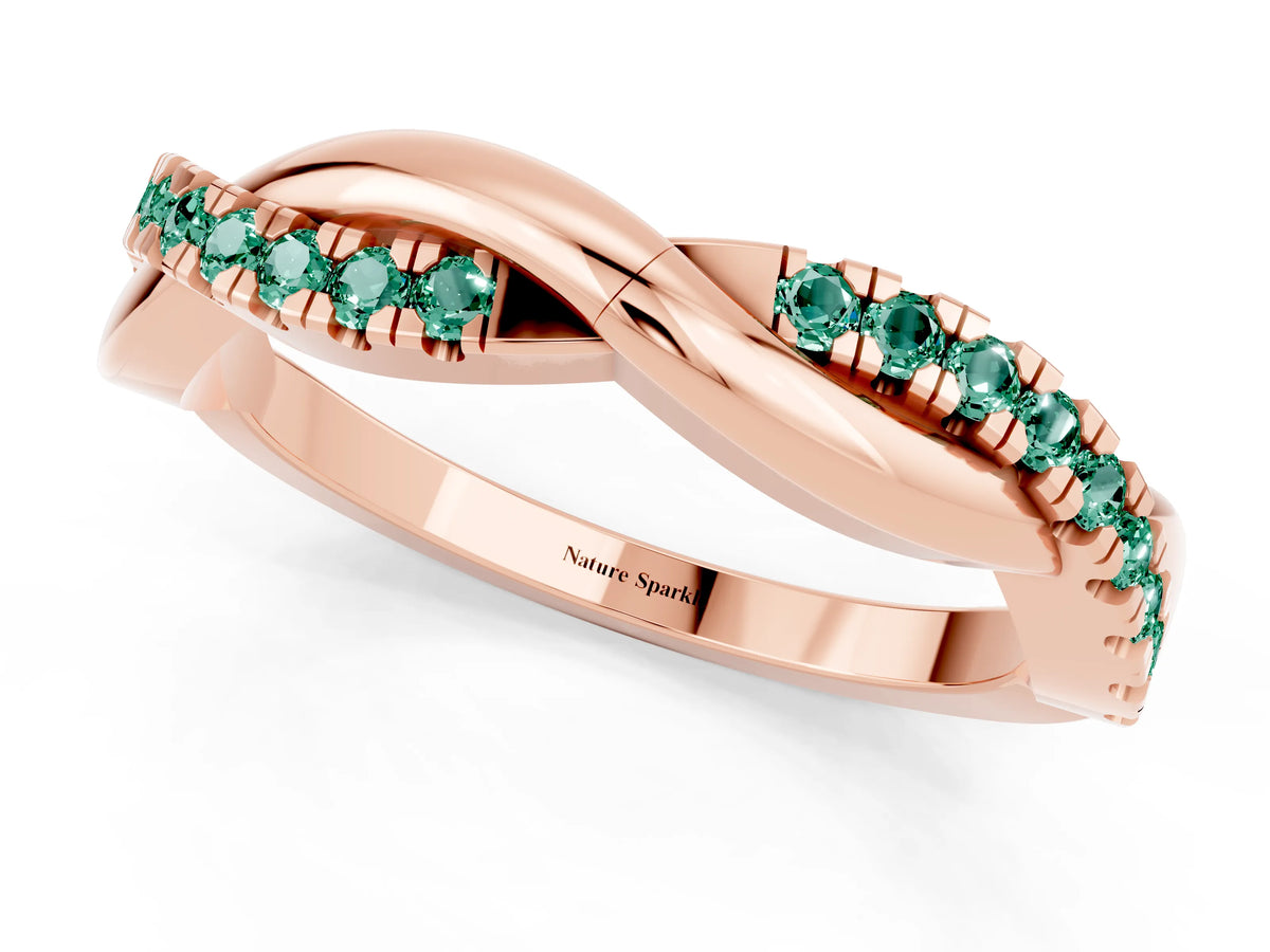Round Green Sapphire Twisted Infinity Band in Rose gold with Prong Setting_1