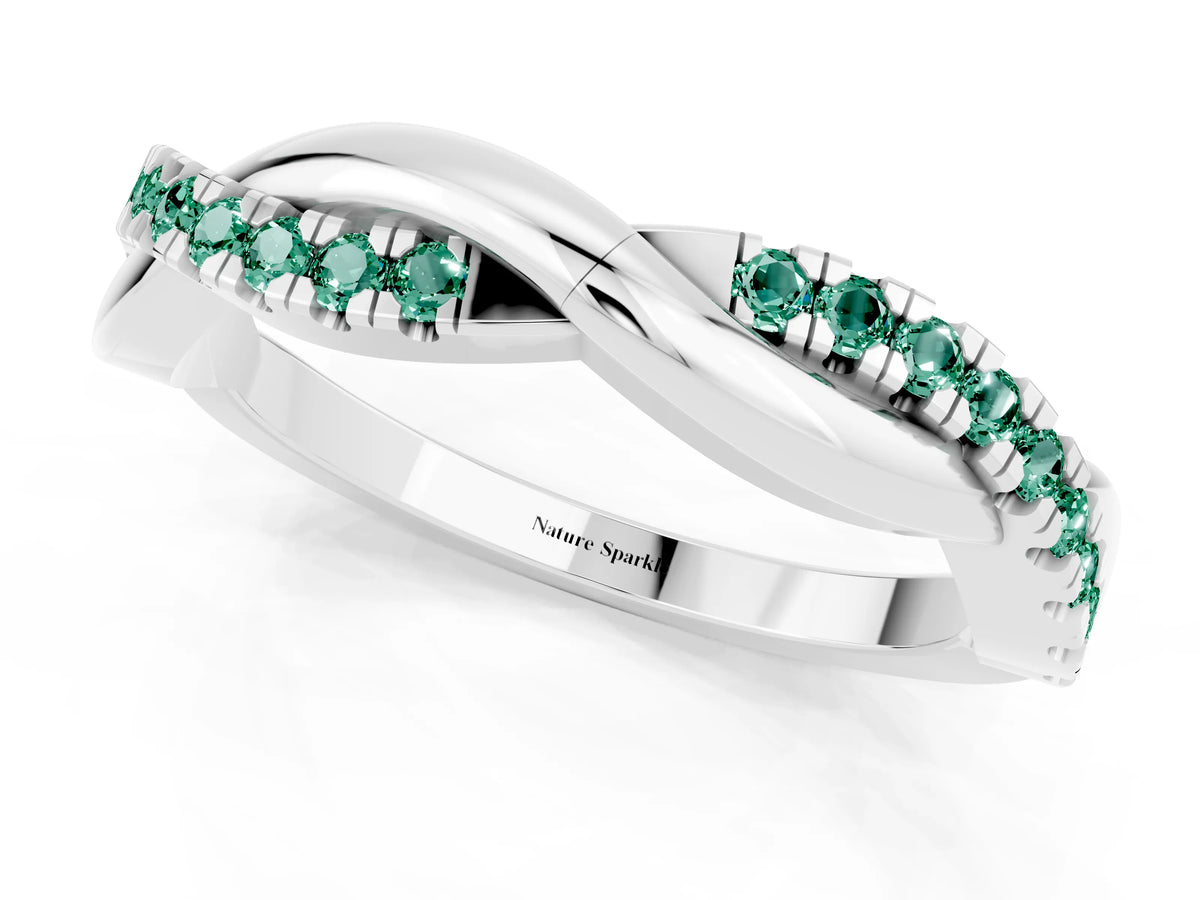 Round Green Sapphire Twisted Infinity Band in Silver with Prong Setting_1