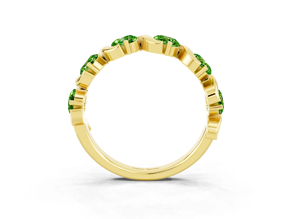 Round Peridot Half Eternity Band in Yellow gold with Wave Prong Setting_3