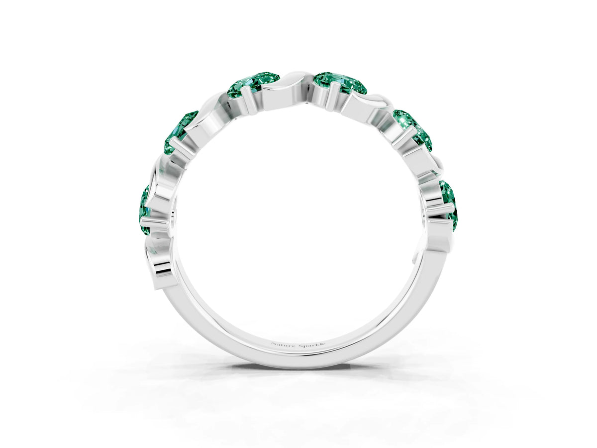 Six-Stone Round Green Sapphire Wave Band in Silver with Shared Prong Setting_3