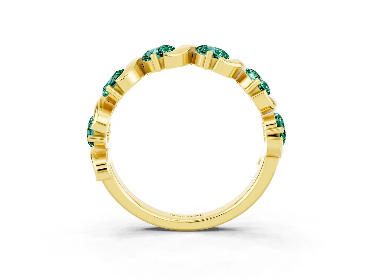 Six-Stone Round Green Sapphire Wave Band in Yellow gold with Shared Prong Setting_3