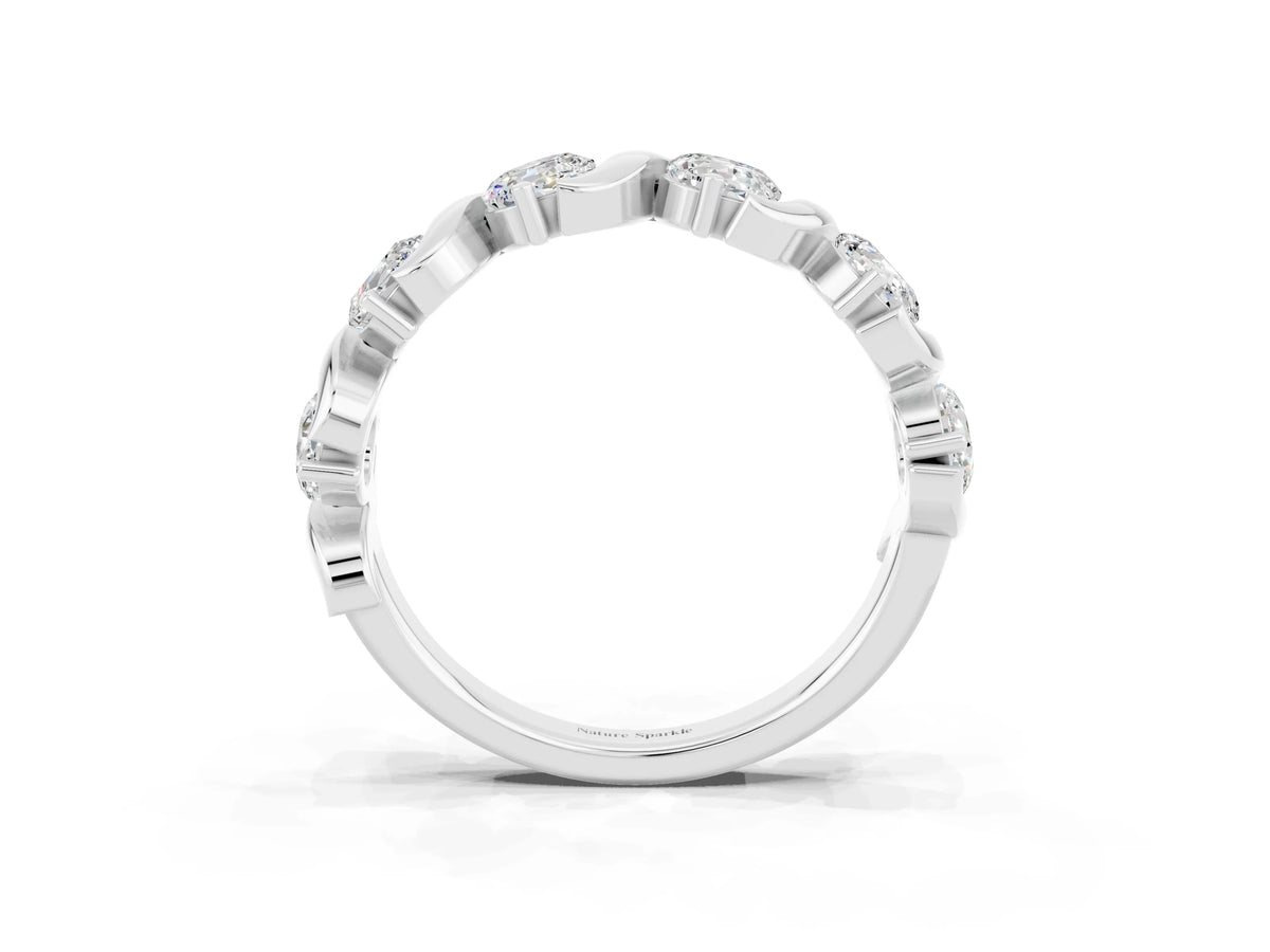 Six-Stone Round Moissanite Wave Band in Platinum with Shared Prong Setting_3