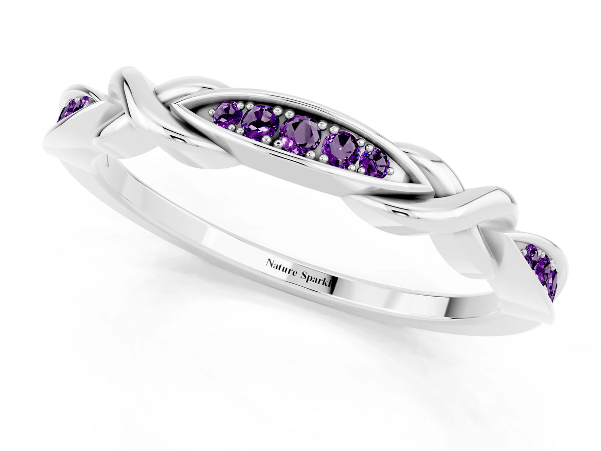 Twisted Marquise Amethyst Pavé Band in White gold with Shared Prong Setting_1