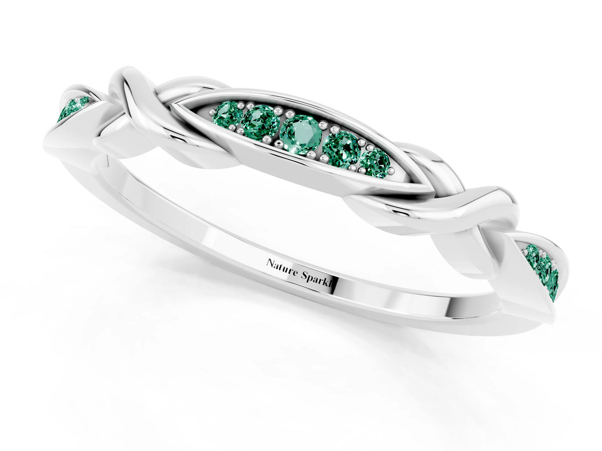 Twisted Marquise Green Sapphire Pavé Band in Platinum with Shared Prong Setting_1