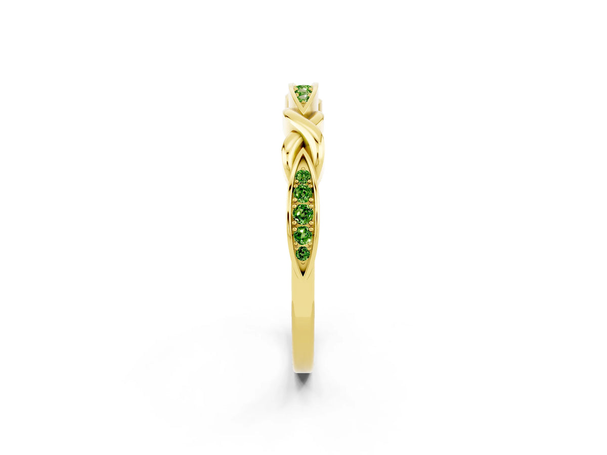 Twisted Marquise Peridot Pavé Band in Yellow gold with Shared Prong Setting_2