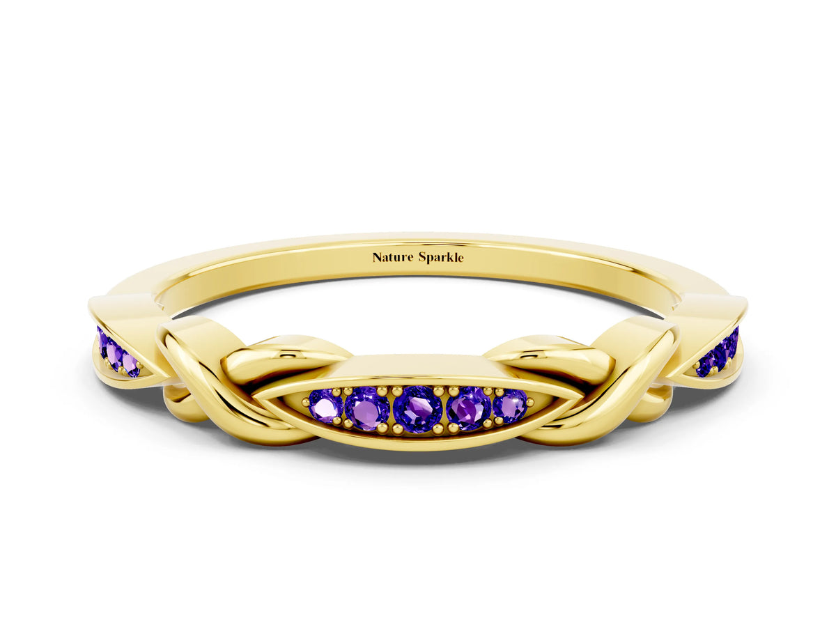 Twisted Marquise Tanzanite Pavé Band in Yellow gold with Shared Prong Setting