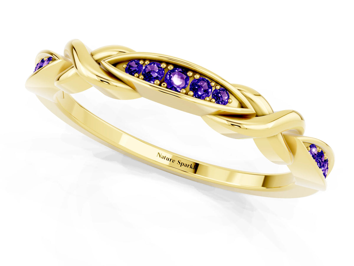 Twisted Marquise Tanzanite Pavé Band in Yellow gold with Shared Prong Setting_1