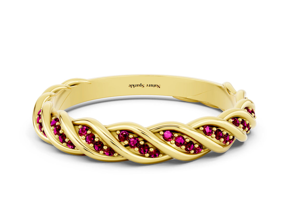 Twisted Pavé Round Garnet Eternity Band in Yellow gold with Shared Prong Setting