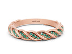 Twisted Pavé Round Green Sapphire Eternity Band in Rose gold with Shared Prong Setting