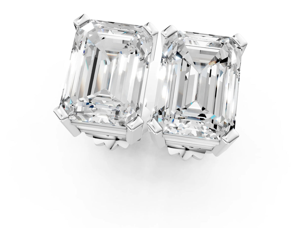White gold Emerald Cut Diamond Stud Earrings_1