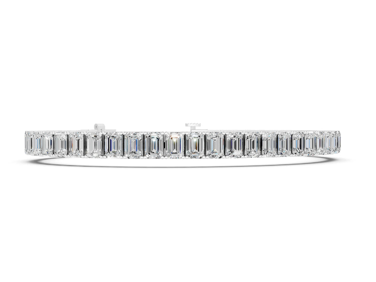 White gold Emerald Cut Diamond Tennis Bracelet with Four-Prong Setting